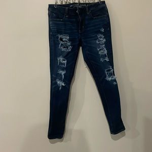 AMERICAN EAGLE JEANS